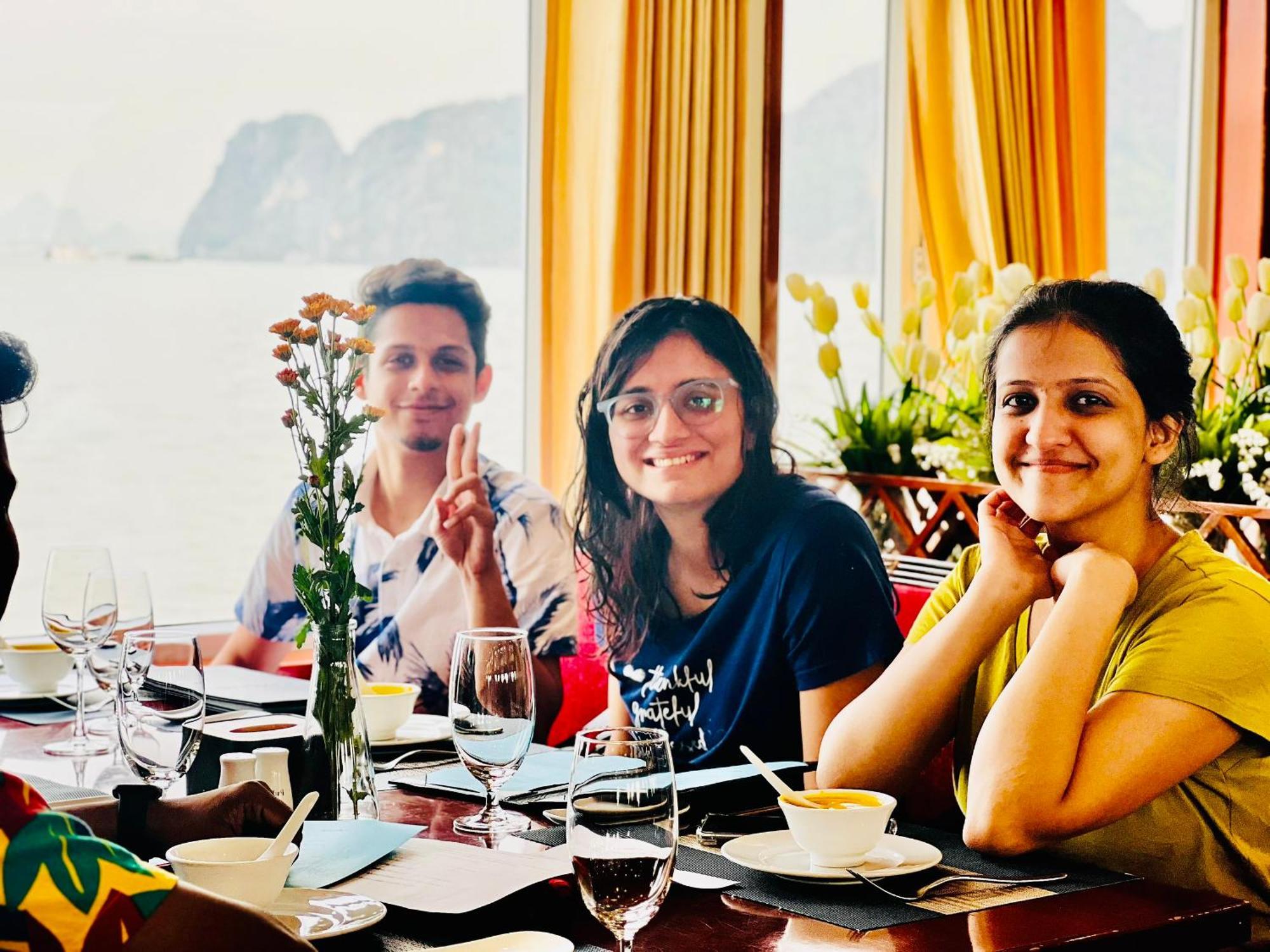 Hotel Dragon Crown Legend Cruise Ha Long Zewnętrze zdjęcie