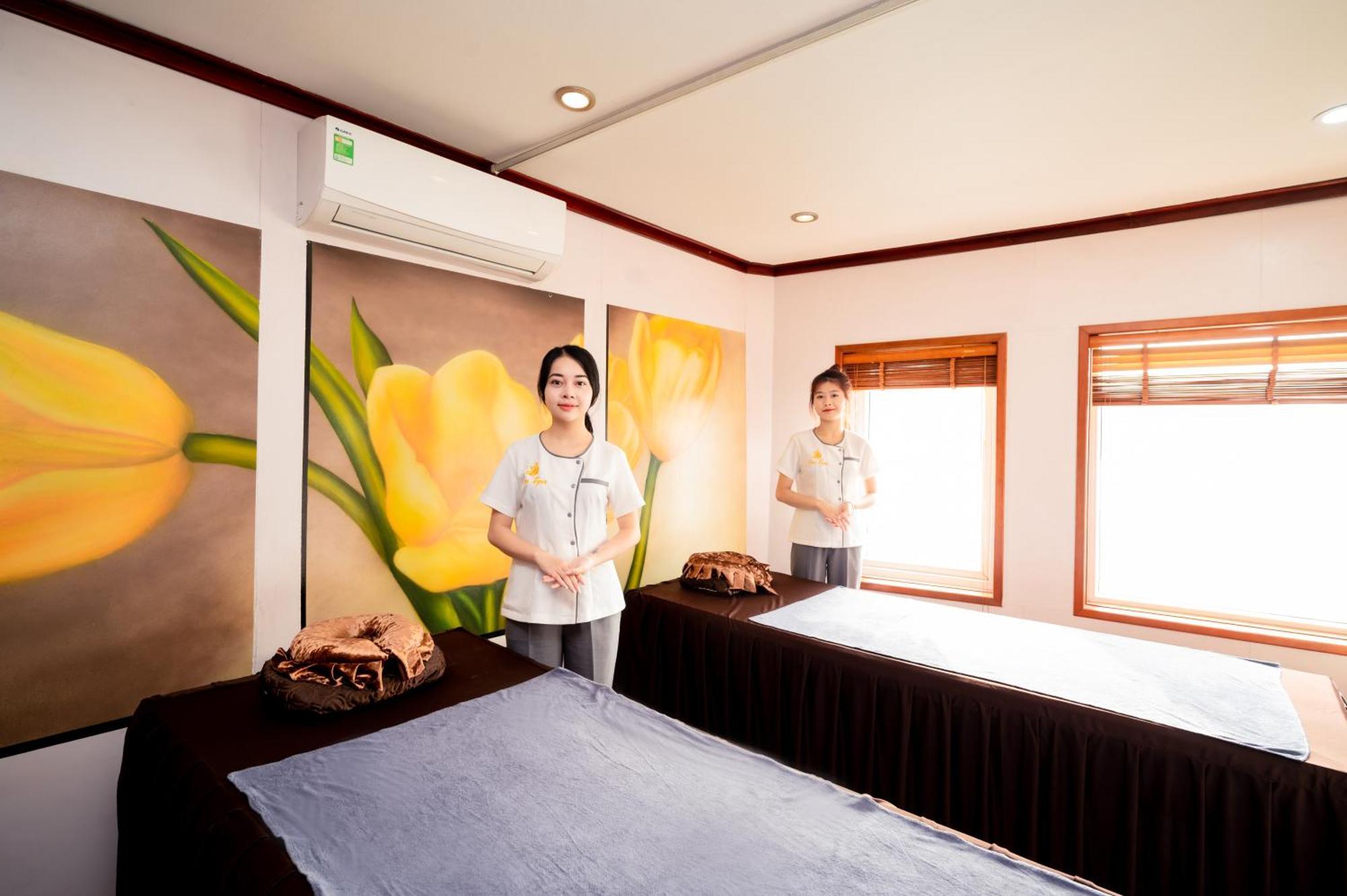Hotel Dragon Crown Legend Cruise Ha Long Zewnętrze zdjęcie