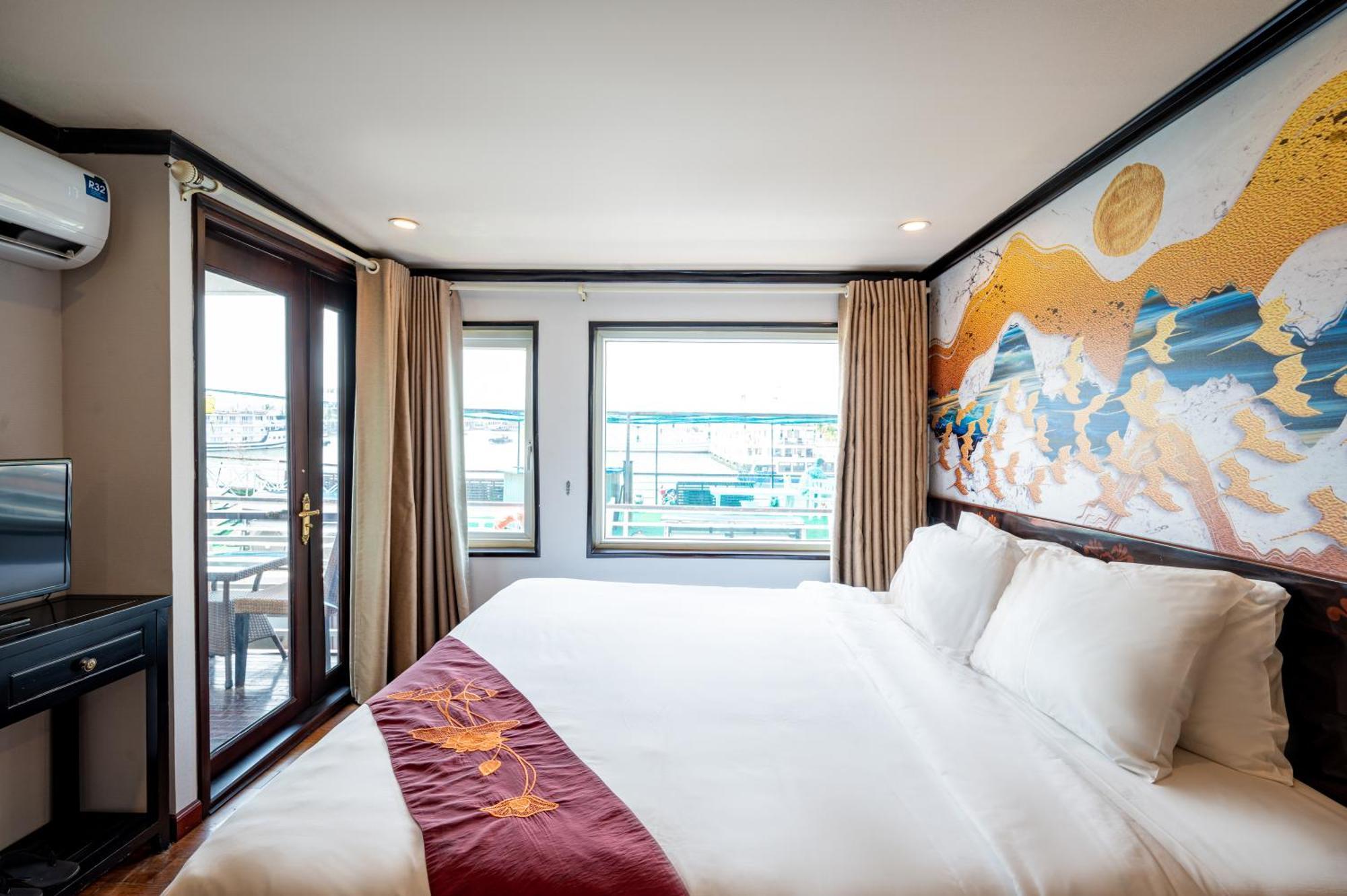 Hotel Dragon Crown Legend Cruise Ha Long Zewnętrze zdjęcie