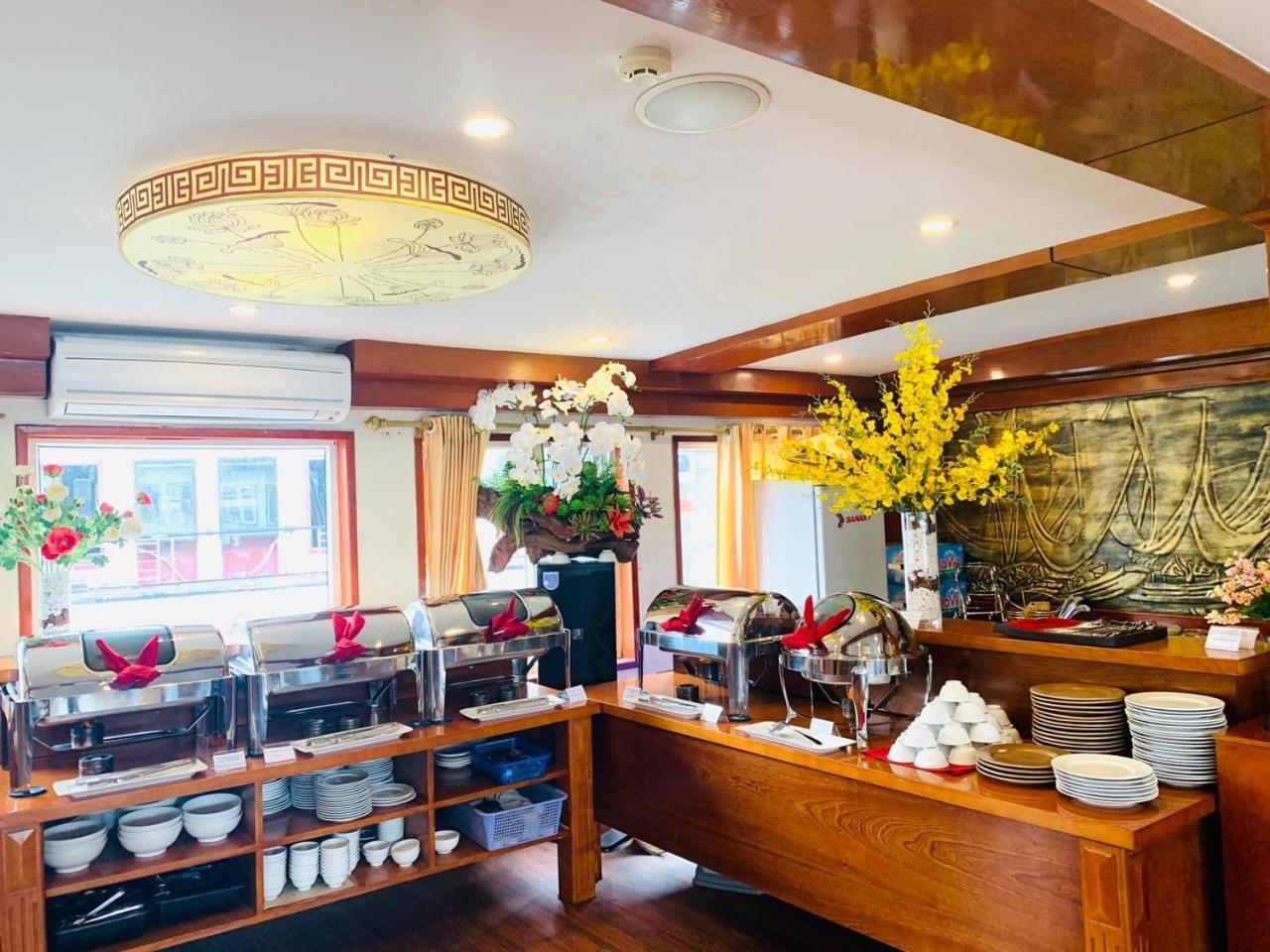 Hotel Dragon Crown Legend Cruise Ha Long Zewnętrze zdjęcie